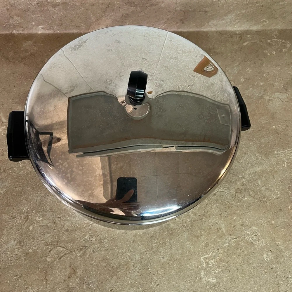 Vintage Farberware 6 Quart Pot